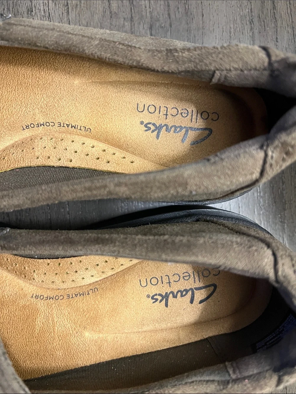 Clarks taupe suede